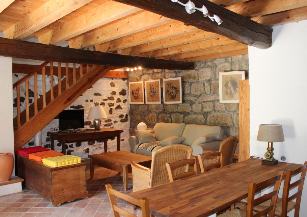 Le Cellier De Beaulieu, Au Pied De La Cite, Maison De Vacances Avec Climatisation Et Jacuzzi Carcassonne Exterior photo